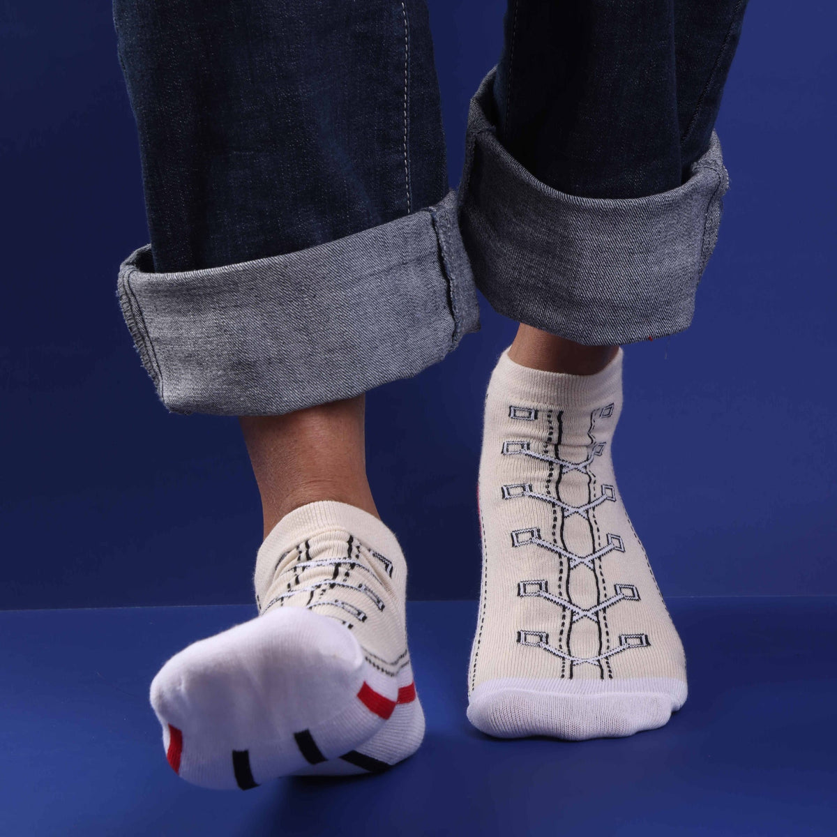 CREAM- URBAN SHOE SOCKS